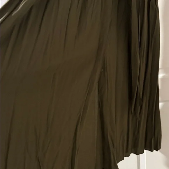 H&M Olive Green Maxi Dress - Picture 6 of 7